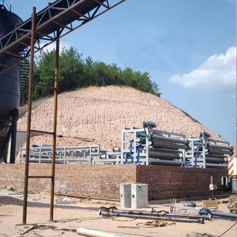 西藏自治區陜西延安制沙場污泥脫水現場